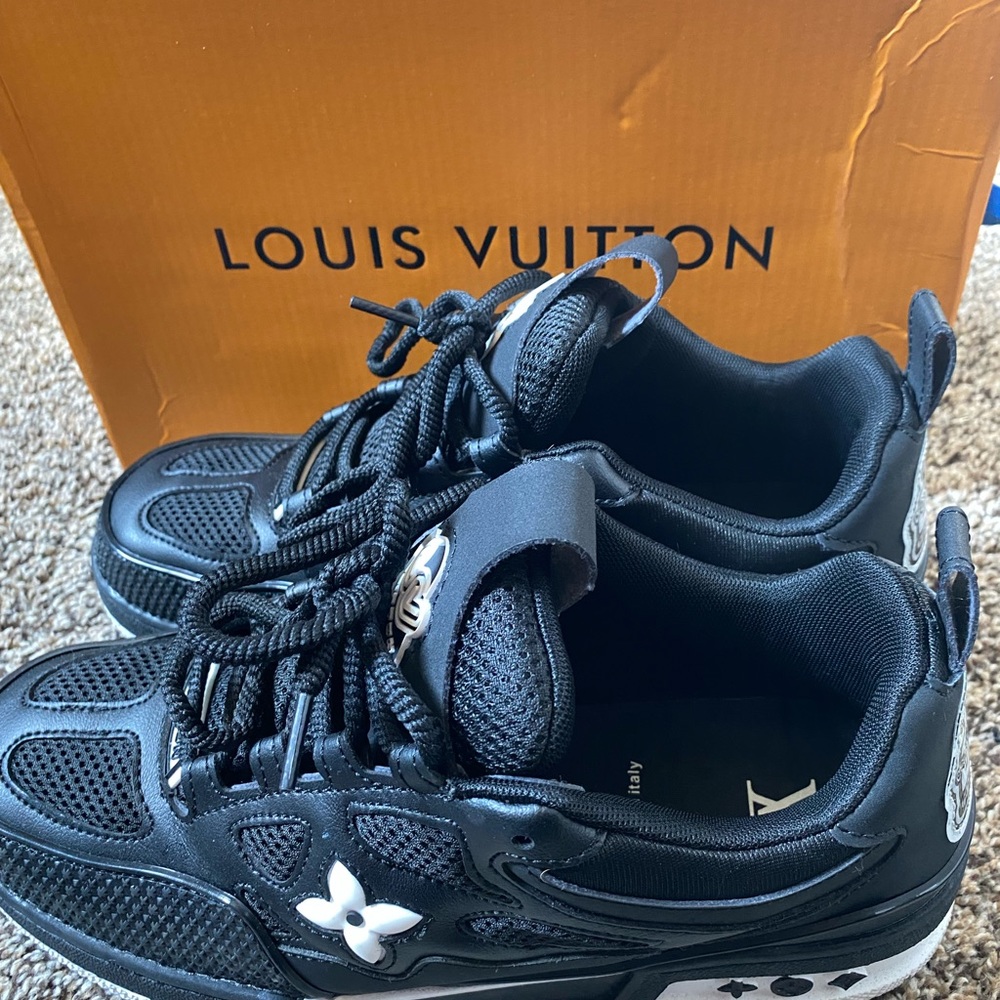 Louis Vuitton Skates Black And White